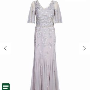 WEDDING DRESS SIZE 18W – ADRIANNA PAPELL FLORAL BEADED GOWN IN BRIDAL SILVER.